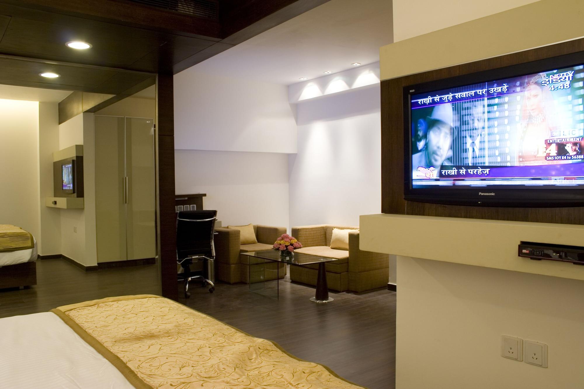 Shervani Nehru Place New Delhi Room photo